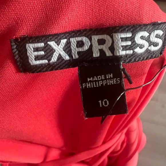 Vibrant Coral Pink Crosscross Strappy Romper - Picture 9 of 12